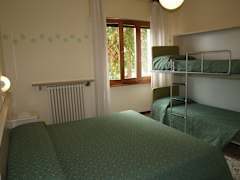 Zimmerbild 4