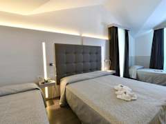 Zimmerbild 8