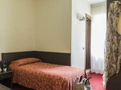Zimmerbild 6