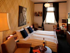 Zimmerbild 8