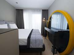 Zimmerbild 12