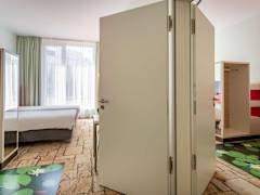 Zimmerbild 4