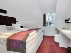 Zimmerbild 13
