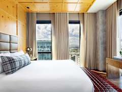 Zimmerbild 6