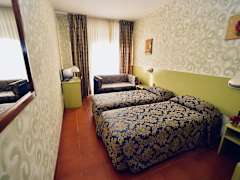 Zimmerbild 6
