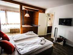 Zimmerbild 9