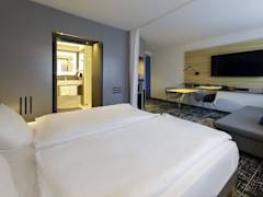 Zimmerbild 13