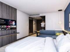Zimmerbild 6