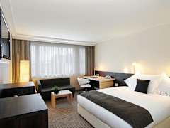 Zimmerbild 4