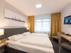 Zimmerbild 18