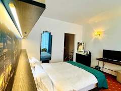 Zimmerbild 10