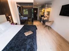 Zimmerbild 15