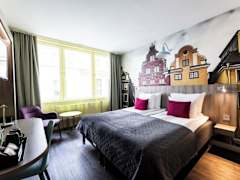 Zimmerbild 7