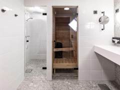 Zimmerbild 15