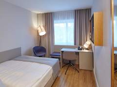 Zimmerbild 9