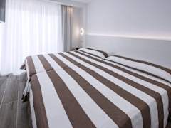 Zimmerbild 16