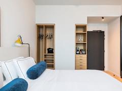 Zimmerbild 7