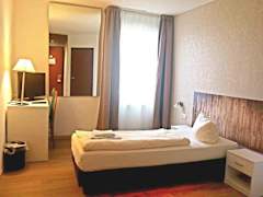 Zimmerbild 24
