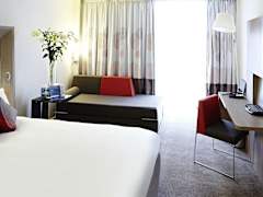 Zimmerbild 6