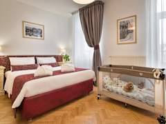 Zimmerbild 24
