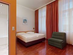 Zimmerbild 13