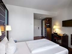 Zimmerbild 23