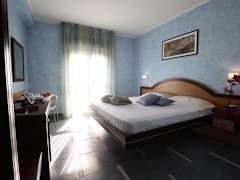 Zimmerbild 8