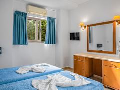 Zimmerbild 9
