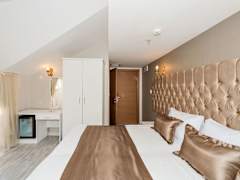 Zimmerbild 8