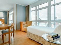 Zimmerbild 12