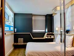 Zimmerbild 9