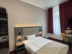 Zimmerbild 12
