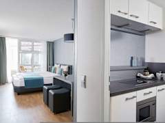 Zimmerbild 23