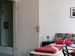 Zimmerbild 8