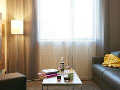Zimmerbild 6
