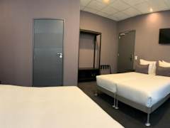 Zimmerbild 8