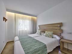 Zimmerbild 6