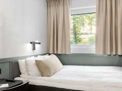 Zimmerbild 6