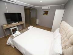 Zimmerbild 14