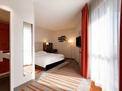 Zimmerbild 13
