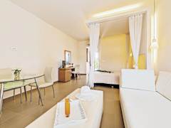 Zimmerbild 3