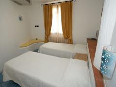 Zimmerbild 11