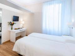 Zimmerbild 4