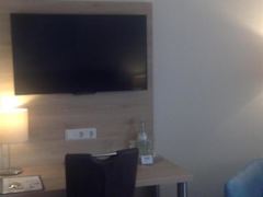 Zimmerbild 4