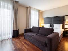 Zimmerbild 4