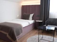 Zimmerbild 4