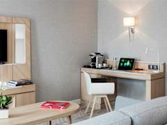 Zimmerbild 4