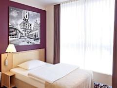 Zimmerbild 4