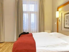 Zimmerbild 23