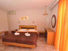 Zimmerbild 9